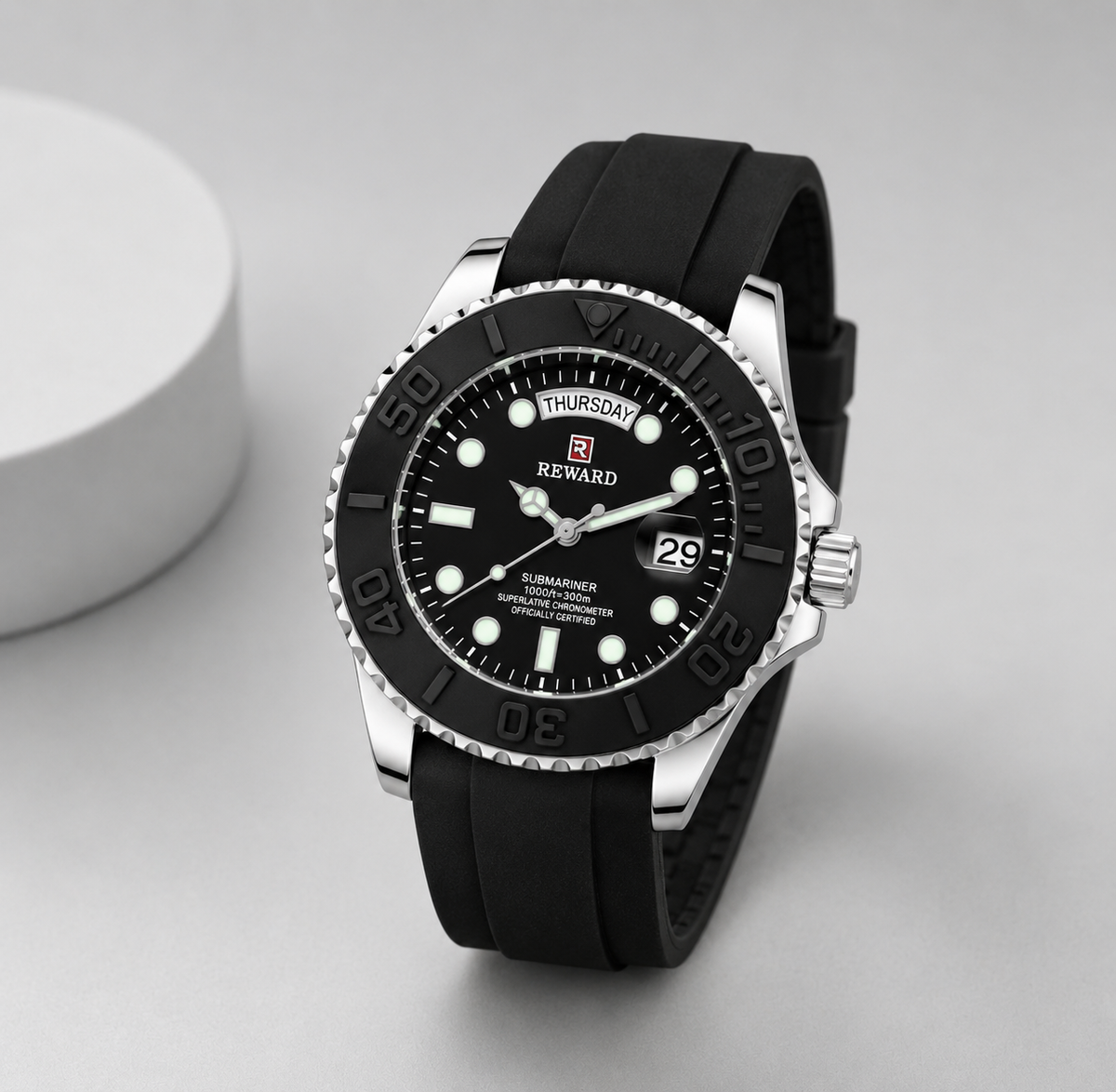 Reward Men's Black Submariner Diver Quartz Watch – Day-Date Display | Five Fifty 550